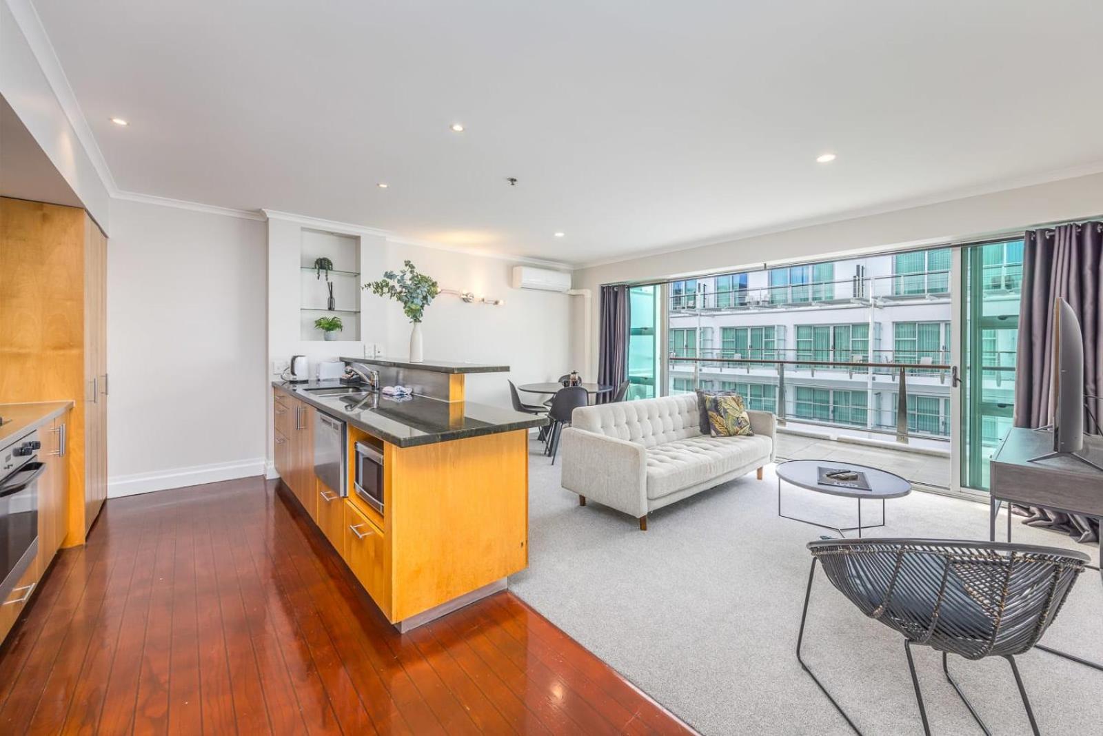 オークランドBeautiful Renovated 2 X Bdrm,Perfect Locationアパートメント エクステリア 写真