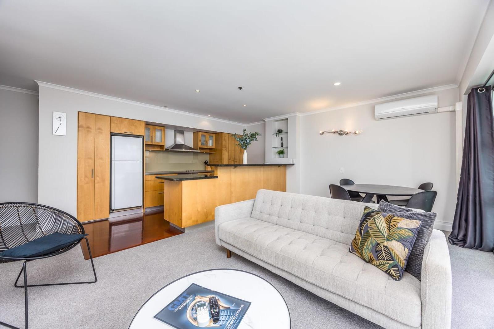 オークランドBeautiful Renovated 2 X Bdrm,Perfect Locationアパートメント エクステリア 写真
